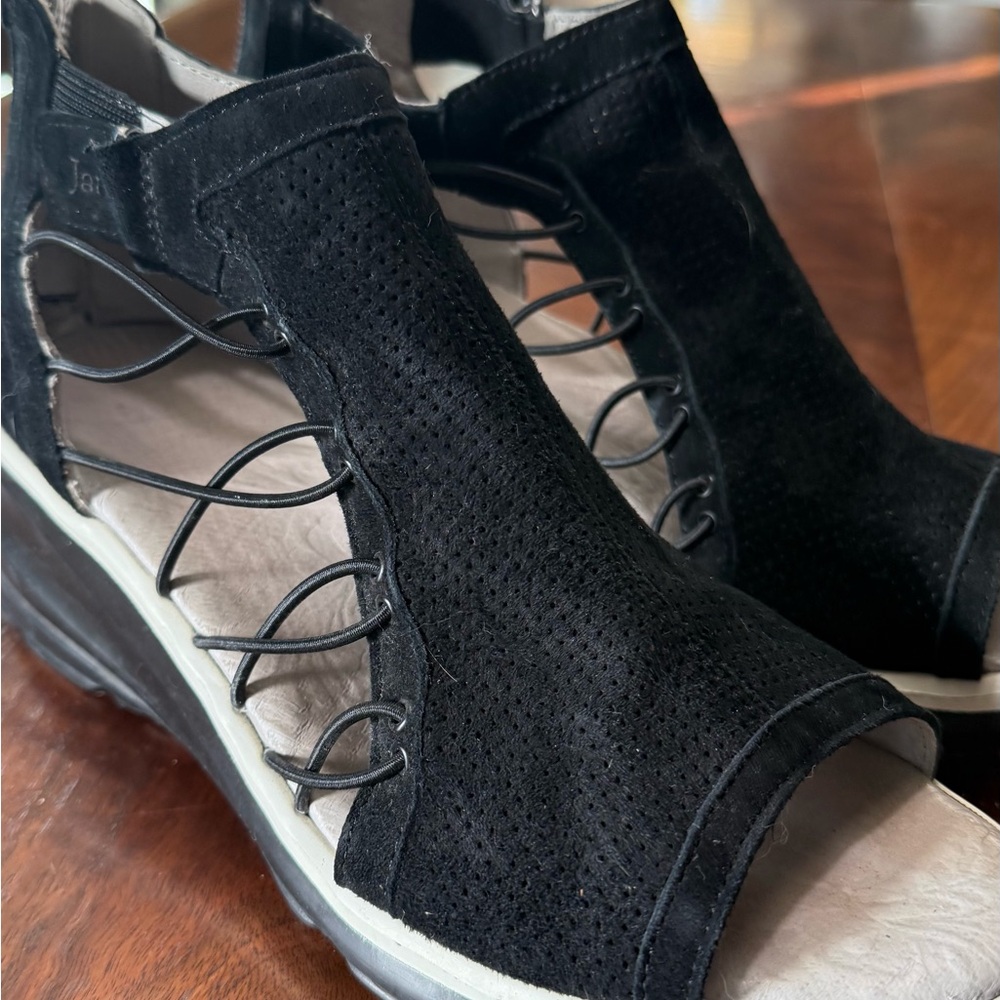 Jambu Black Wedge Sandals